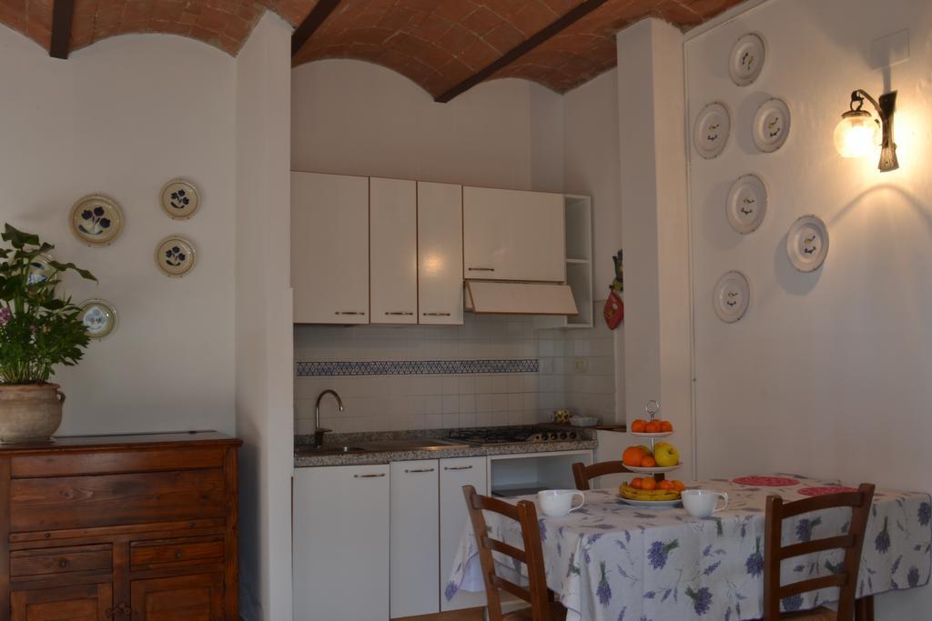 Podere S.Giulia - Casale S.Giulia Riotorto Exteriör bild